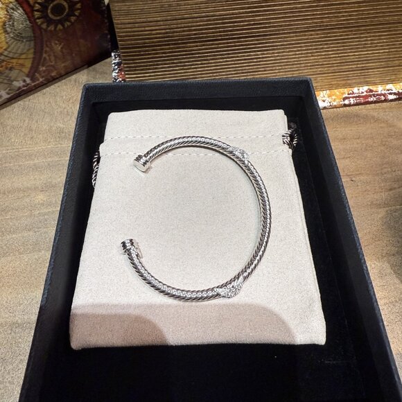 D̲a̲v̲i̲d̲ ̲Y̲u̲r̲m̲a̲n̲ 4mm Double Silver X Bracelets - Picture 5 of 7